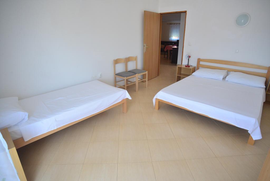 Apartments Lavanda Туран Екстериор снимка