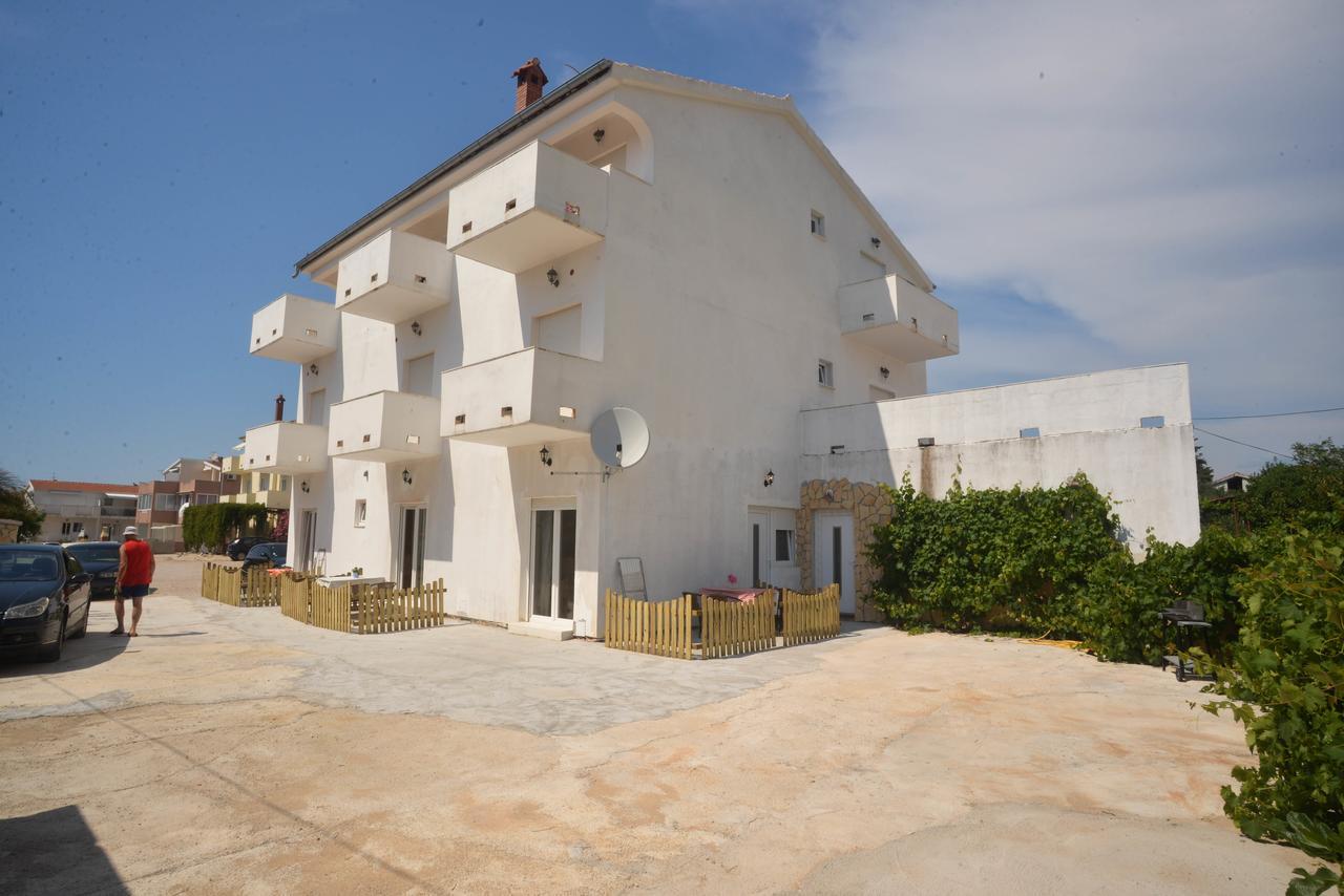 Apartments Lavanda Туран Екстериор снимка